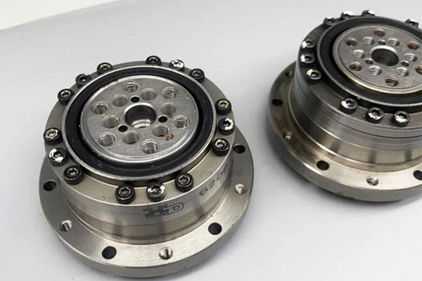 Редукторы HarmonicDrive