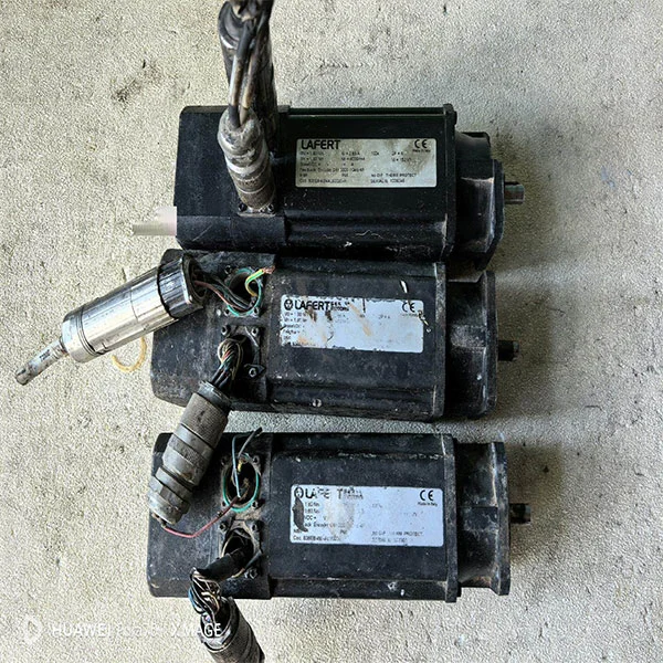 электродвигатели LAFERT